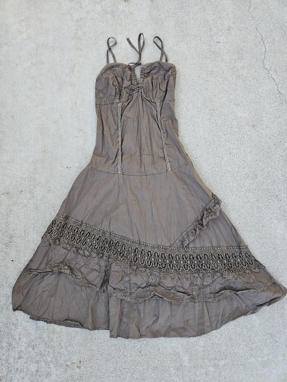 SUPER CUTE LACE DETAIL DRESS MADE IN ITALY SM/MED BEIGE LIKE NEW COTTON - Picture 1 of 7